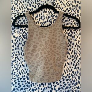 Beyond Yoga Gray Leopard Print Top